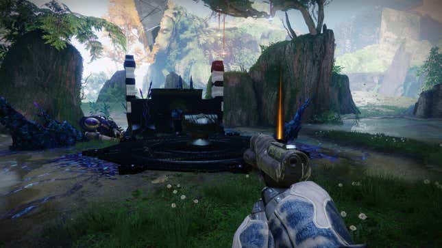 A Guardian looks at a Conduit.